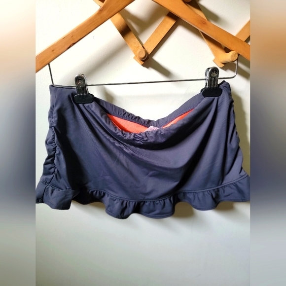 Athleta gray bathingsuit skirt‎ Medium - Picture 1 of 3